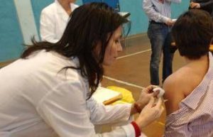 vaccinazione anti meningite per chi va nelle aree a rischio come dove e perche 2
