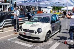 diagnosi precoce non solo in puglia per i bambini auto manifesto alla cronoscalata 2