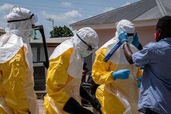 ebola save the children virus avanti a velocita mai vista prima un morto su 4 e un bambino 2