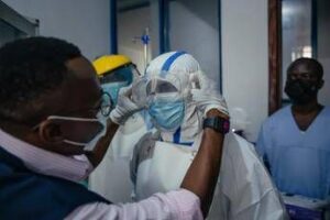 ebola lepidemia non e sotto controllo lallarme e la strategia per domare il virus con ia e vaccini 2