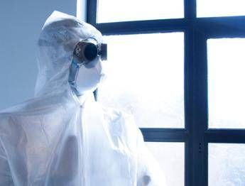 ebola torna allarme in congo identikit del virus che nel 2014 sfido il mondo 2