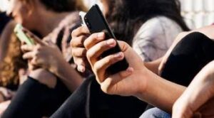 smartphone spento e niente social oggi e il disconnect day 2