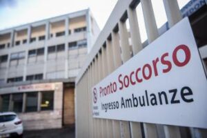 caldo medici pronto soccorso 15 accessi non solo anziani anche chi ha fragilita psichiatriche 2