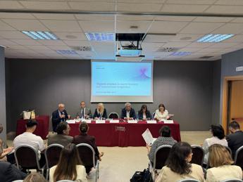 cancro ovarico aifa approva rimborso per nuovo anticorpo farmaco coniugato 2